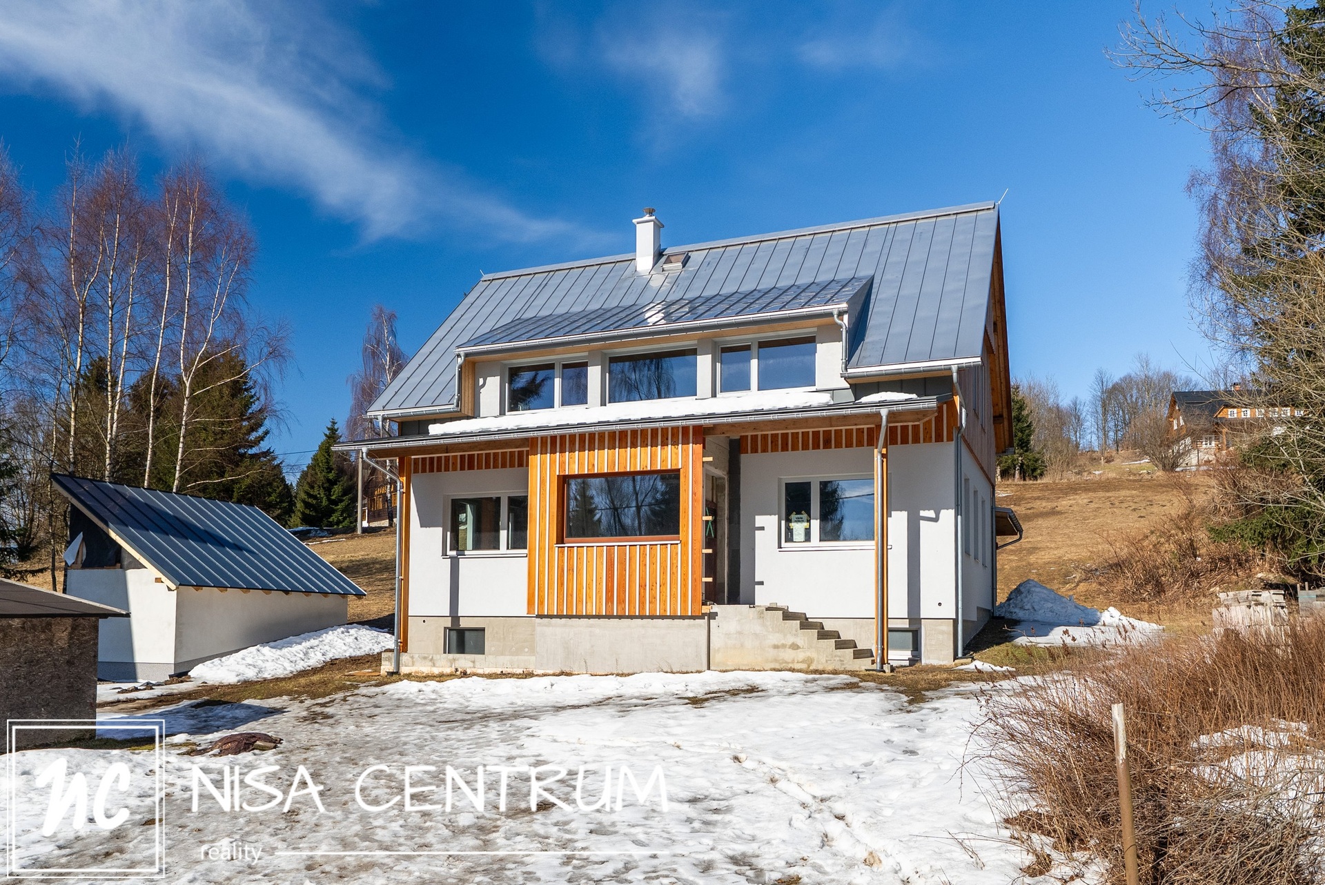 Prodej rodinného domu, 255 m², pozemek 7442 m² v horské obci Hrabětice